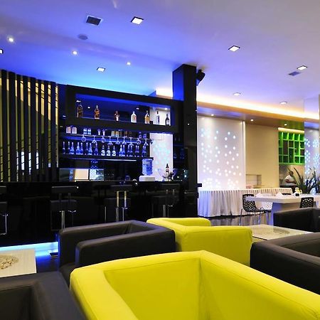 Ace Hotel Batam Наґойя Екстер'єр фото