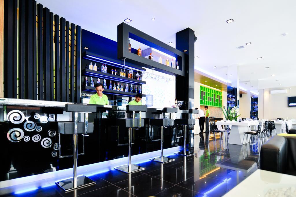 Ace Hotel Batam Наґойя Екстер'єр фото